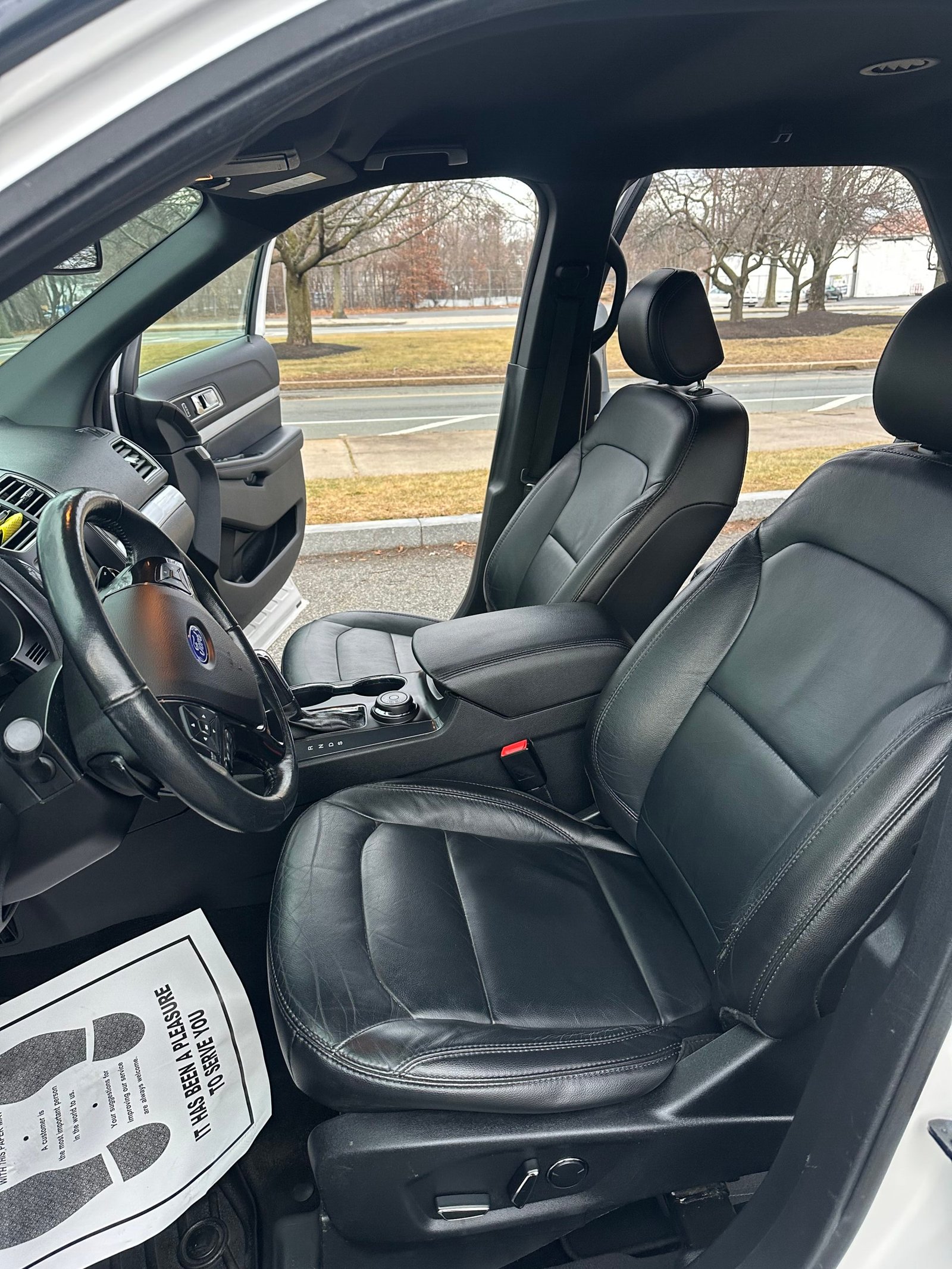 2017 Ford Explorer XLT - Photo 15