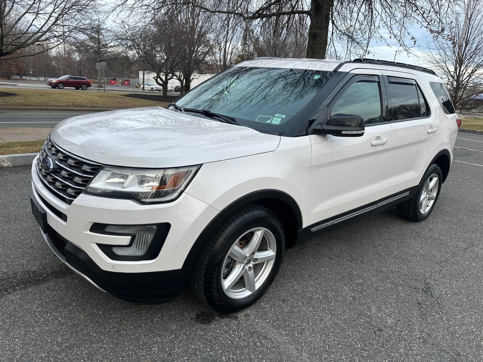 2017 Ford Explorer XLT - Photo 6