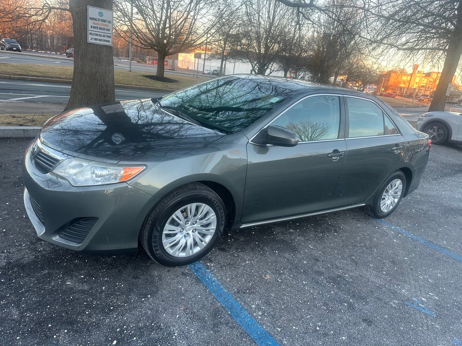 2013 Toyota Camry LE - Photo 6