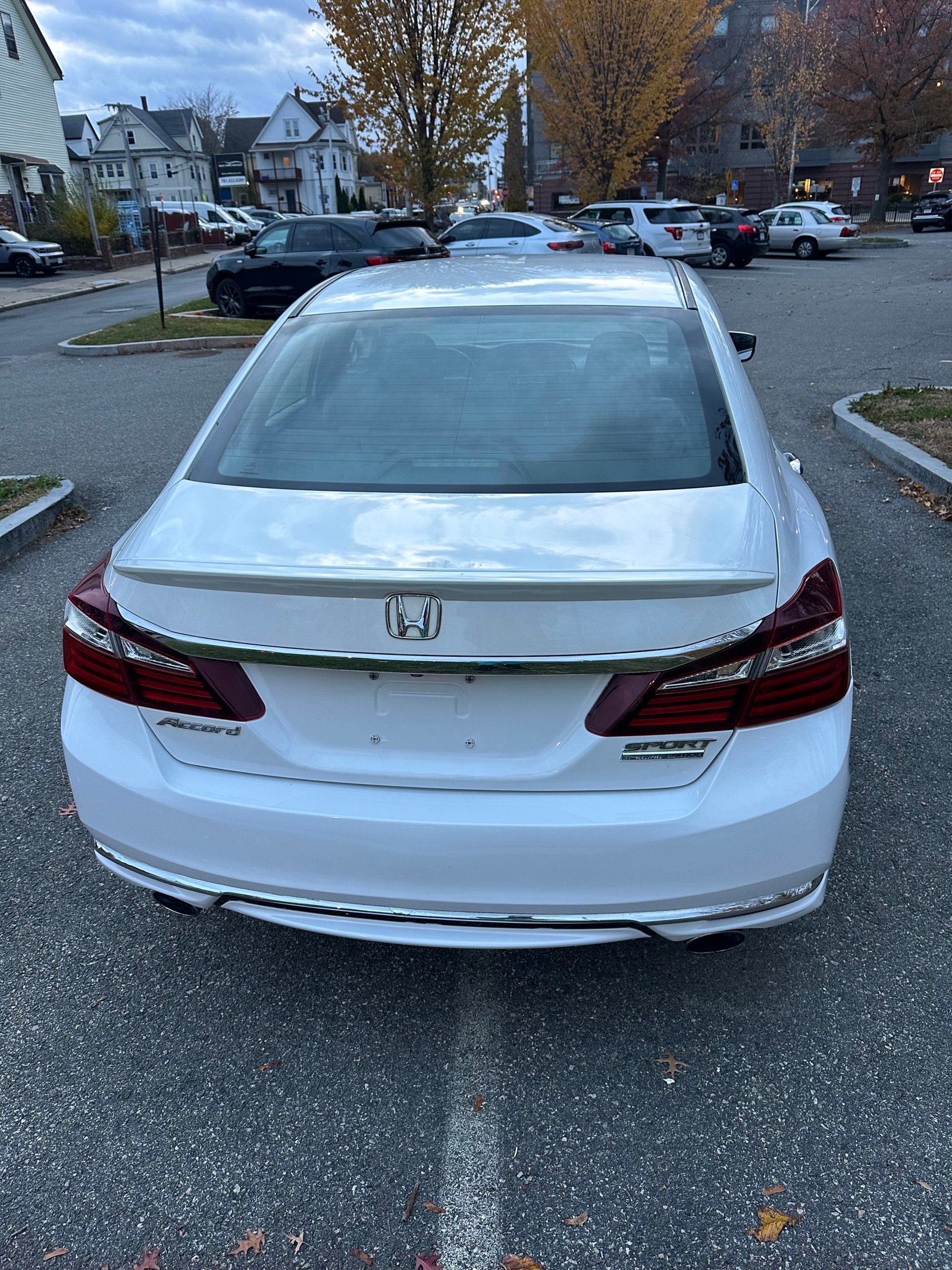 2017 Honda Accord Sport SE - Photo 11