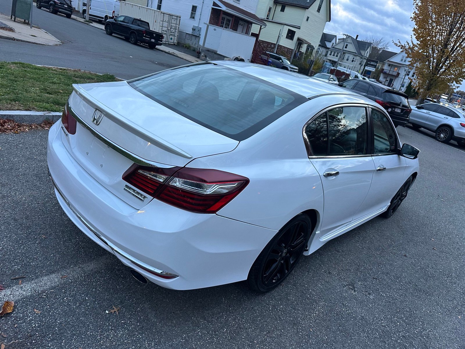 2017 Honda Accord Sport SE - Photo 13