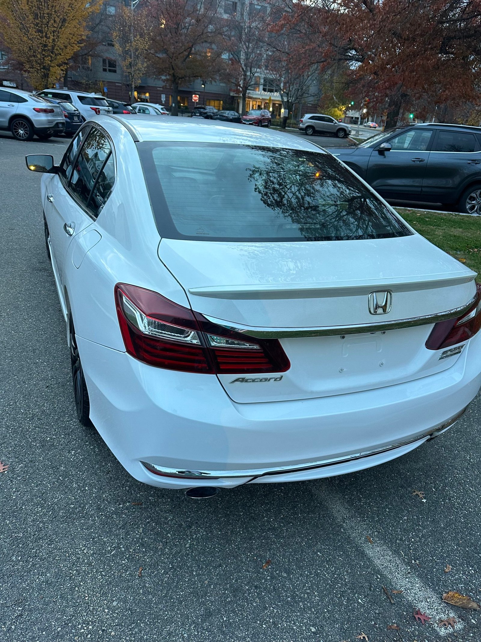 2017 Honda Accord Sport SE - Photo 15