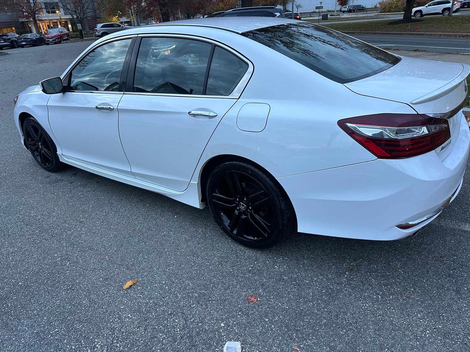 2017 Honda Accord Sport SE - Photo 17